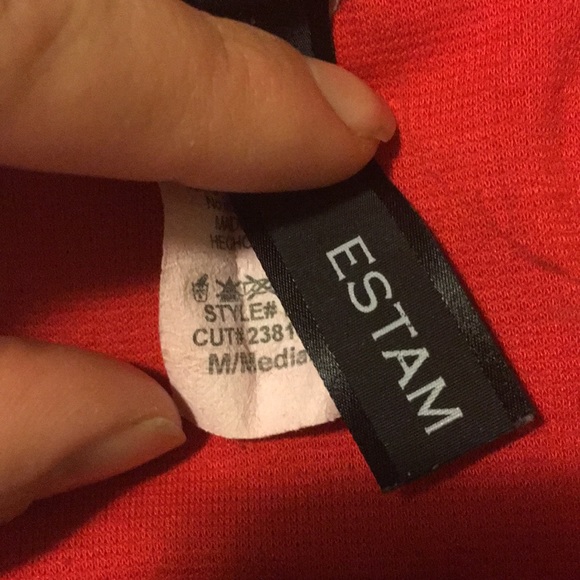 Red high waisted shorts - Picture 4 of 4